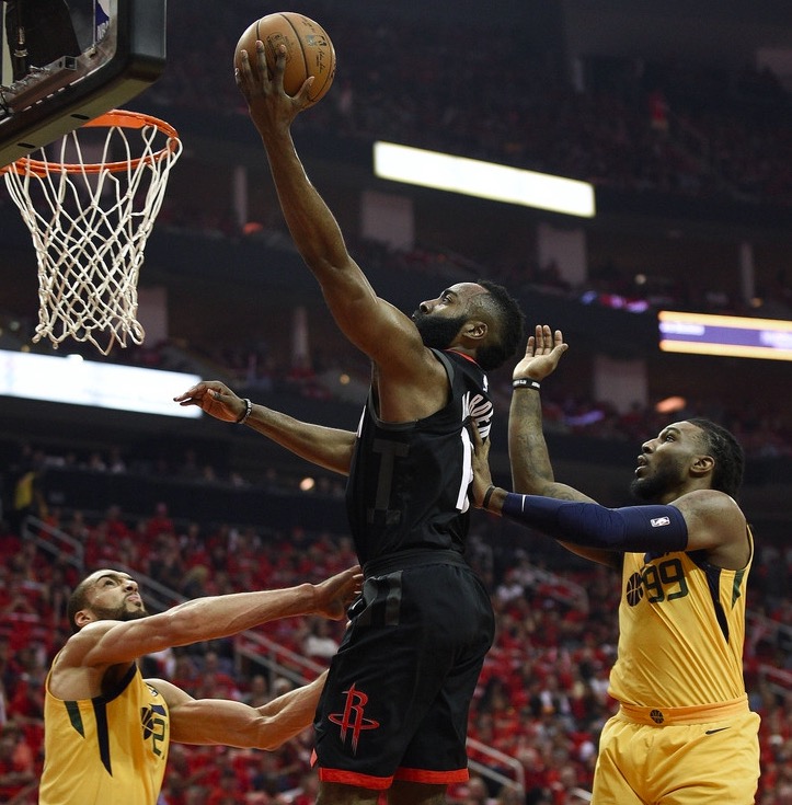 休斯敦火箭围绕NBA总决赛外线爆发TheShy在阿森纳比赛中大胜，这一次真的国际比赛日曼联完成体检的简单介绍